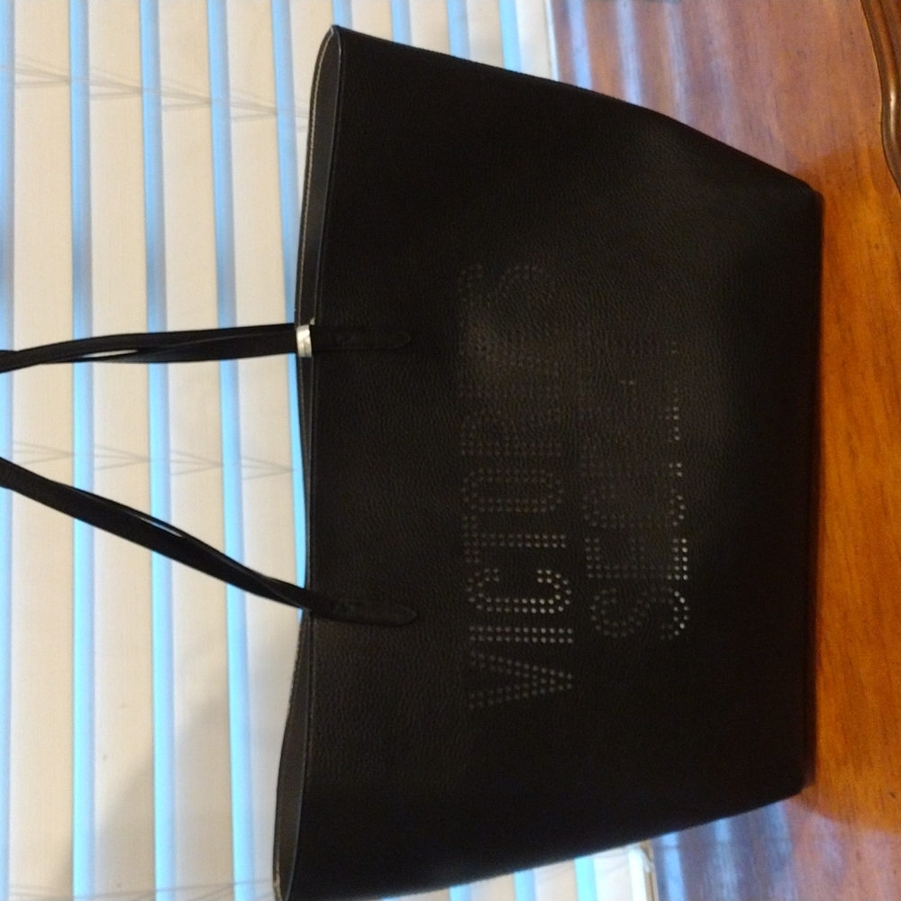 NWT-- Large Victoria Secret Tote